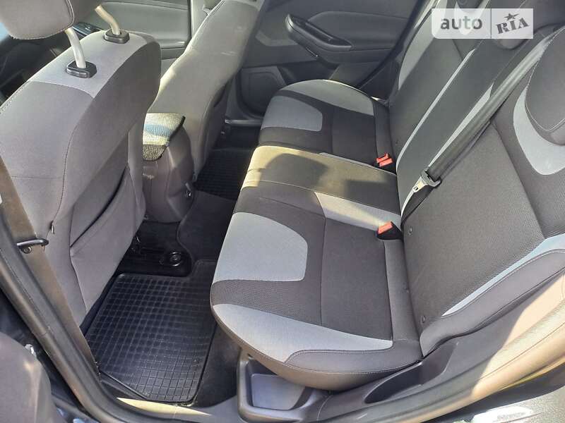 Хэтчбек Ford Focus 2012 в Житомире фото 22 Хэтчбек Ford Focus 2012 в Житомире