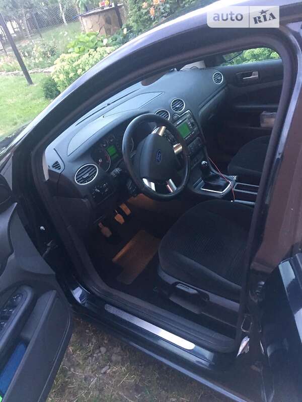 Хетчбек Ford Focus 2005 в Львові