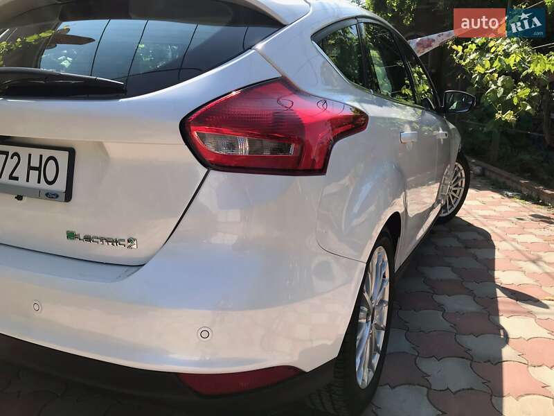 Хэтчбек Ford Focus 2015 в Одессе фото 4 Хэтчбек Ford Focus 2015 в Одессе