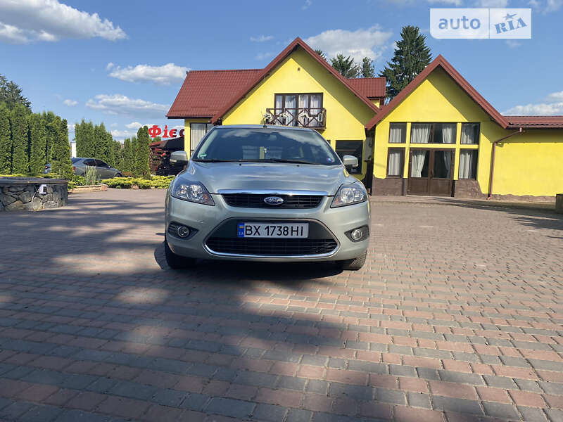 Универсал Ford Focus 2009 в Староконстантинове