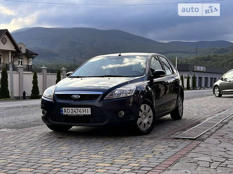 Хэтчбек Ford Focus 2010 в Ужгороде