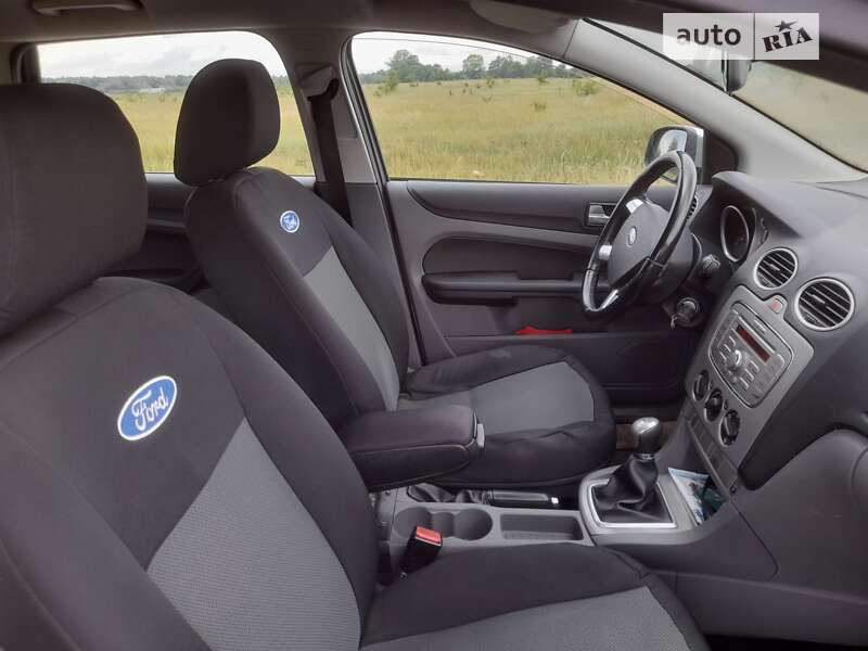 Универсал Ford Focus 2008 в Великих Мостах