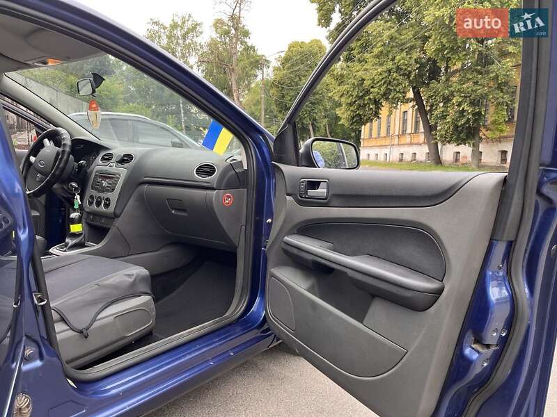 Хэтчбек Ford Focus 2007 в Чернигове