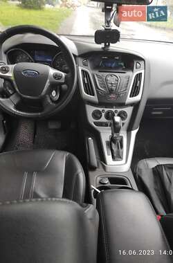 Седан Ford Focus 2014 в 