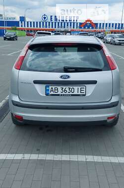 Хэтчбек Ford Focus 2006 в Виннице