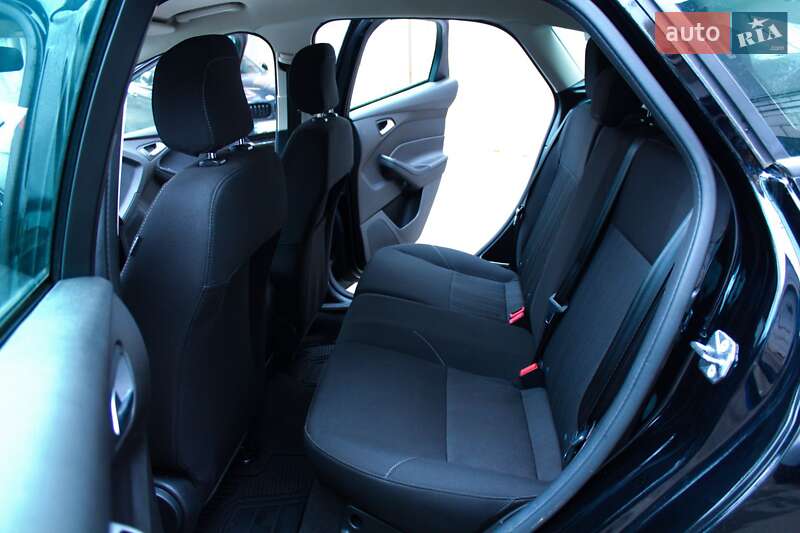Хэтчбек Ford Focus 2017 в Киеве фото 9 Хэтчбек Ford Focus 2017 в Киеве