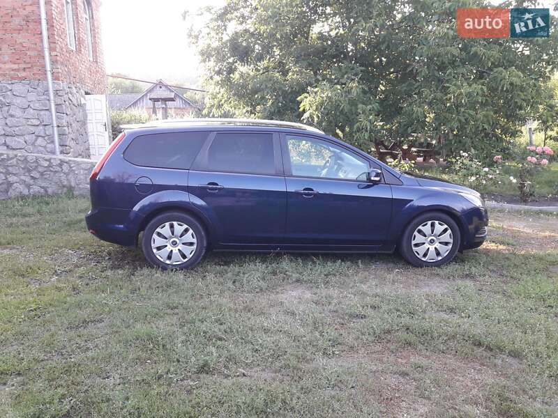Универсал Ford Focus 2010 в Богодухове