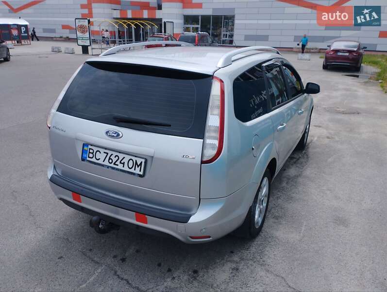 Универсал Ford Focus 2010 в Львове
