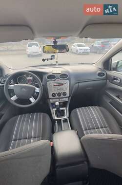 Хэтчбек Ford Focus 2008 в 