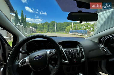 Універсал Ford Focus 2011 в 