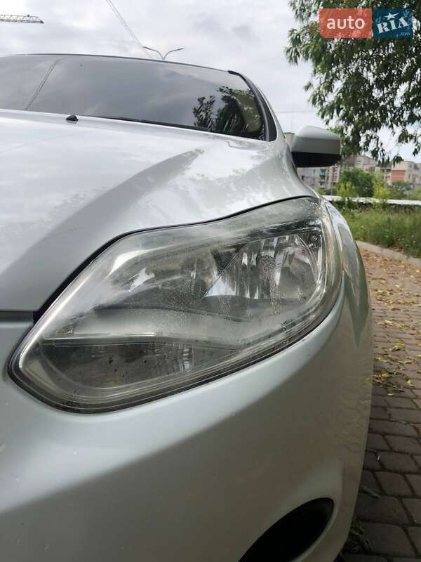 Хэтчбек Ford Focus 2013 в Шептицькому