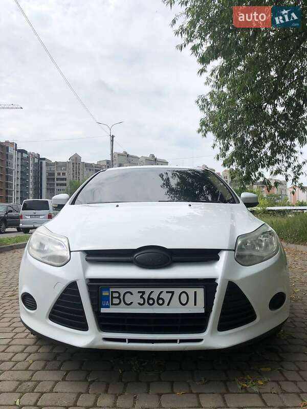 Хэтчбек Ford Focus 2013 в Шептицькому