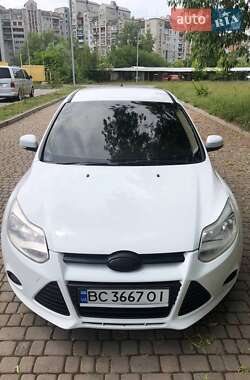 Хэтчбек Ford Focus 2013 в 