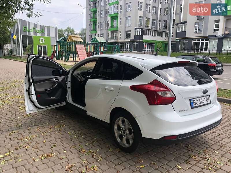 Хэтчбек Ford Focus 2013 в Шептицькому