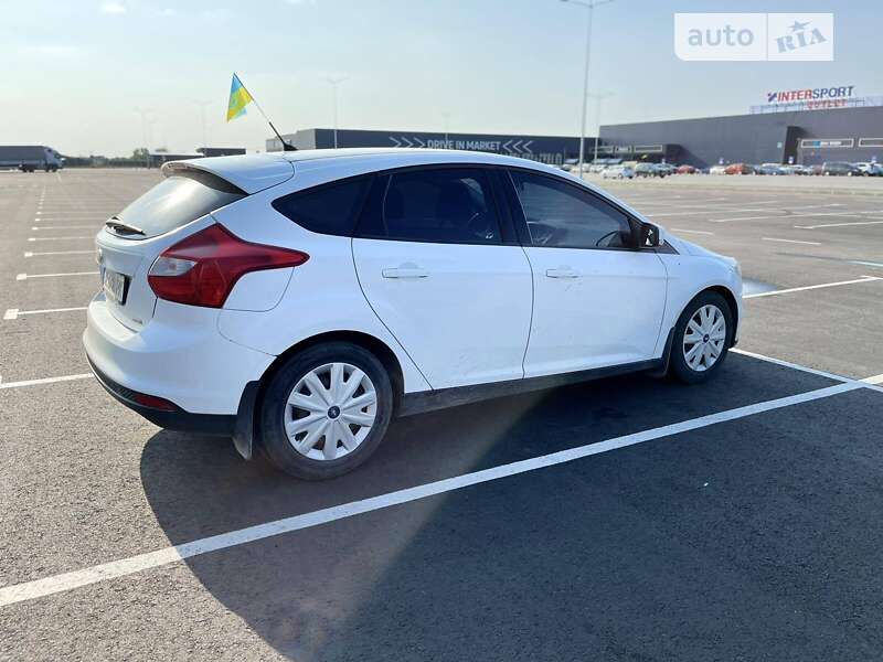 Хэтчбек Ford Focus 2013 в Днепре