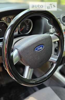 Универсал Ford Focus 2010 в Львове