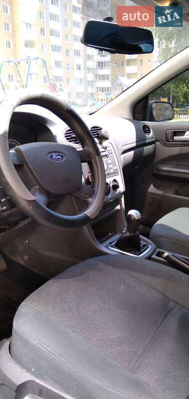 Седан Ford Focus 2005 в Вышгороде