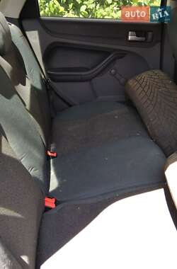 Седан Ford Focus 2005 в Вышгороде