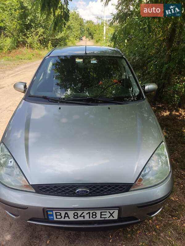 Хэтчбек Ford Focus 2003 в Киеве