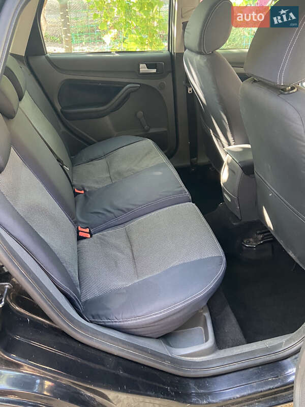 Универсал Ford Focus 2006 в Арцизе