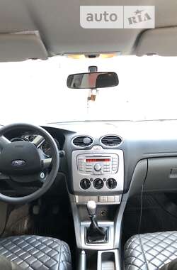 Седан Ford Focus 2008 в 