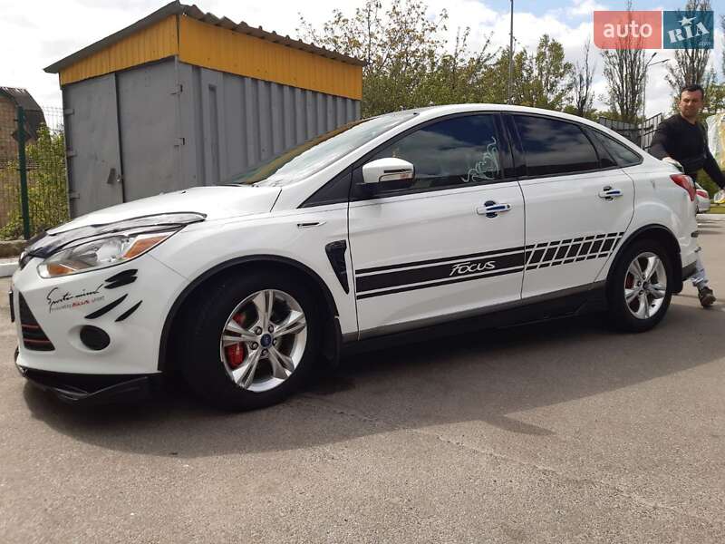 Седан Ford Focus 2013 в Киеве