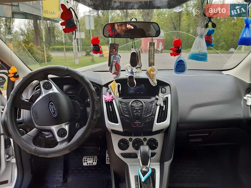 Седан Ford Focus 2013 в Киеве