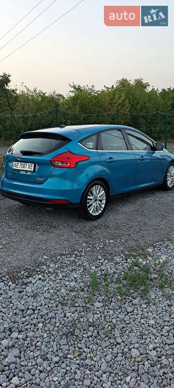 Хэтчбек Ford Focus 2016 в Днепре