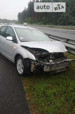 Хэтчбек Ford Focus 2005 в 