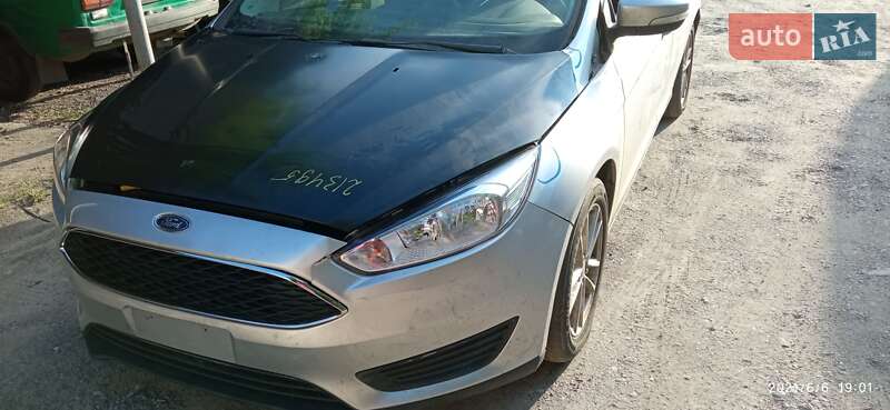 Седан Ford Focus 2015 в Днепре