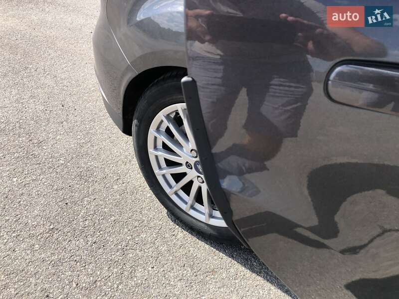 Хэтчбек Ford Focus 2017 в Виннице