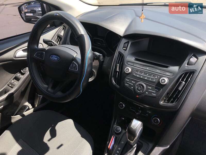 Седан Ford Focus 2015 в Николаеве фото 13 Седан Ford Focus 2015 в Николаеве