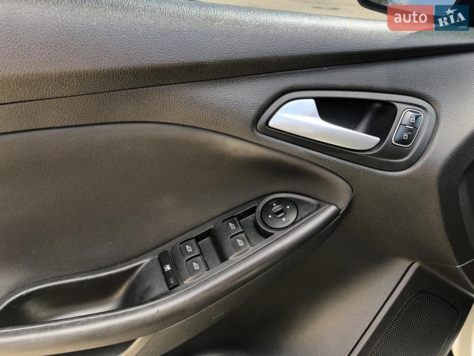 2015 Ford Focus - мініатюра 34