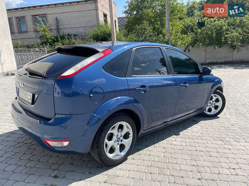 Хэтчбек Ford Focus 2008 в Борщеве