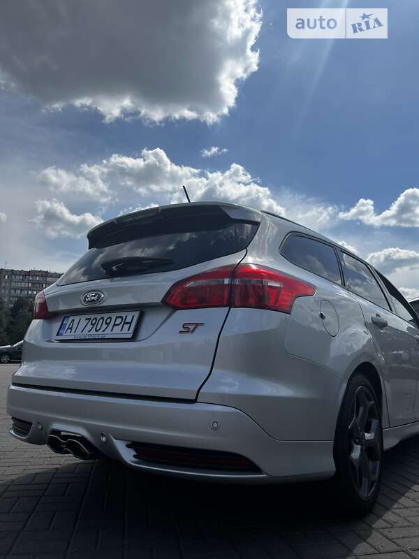 Универсал Ford Focus 2018 в Киеве фото 18 Универсал Ford Focus 2018 в Киеве