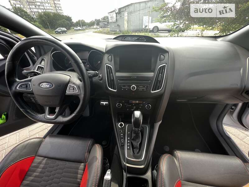 Универсал Ford Focus 2018 в Киеве фото 33 Универсал Ford Focus 2018 в Киеве