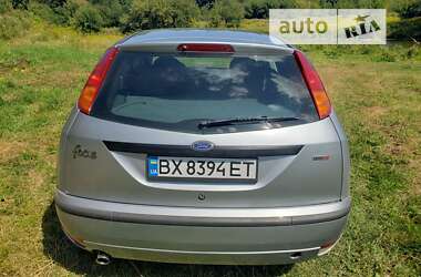 Хэтчбек Ford Focus 2002 в 