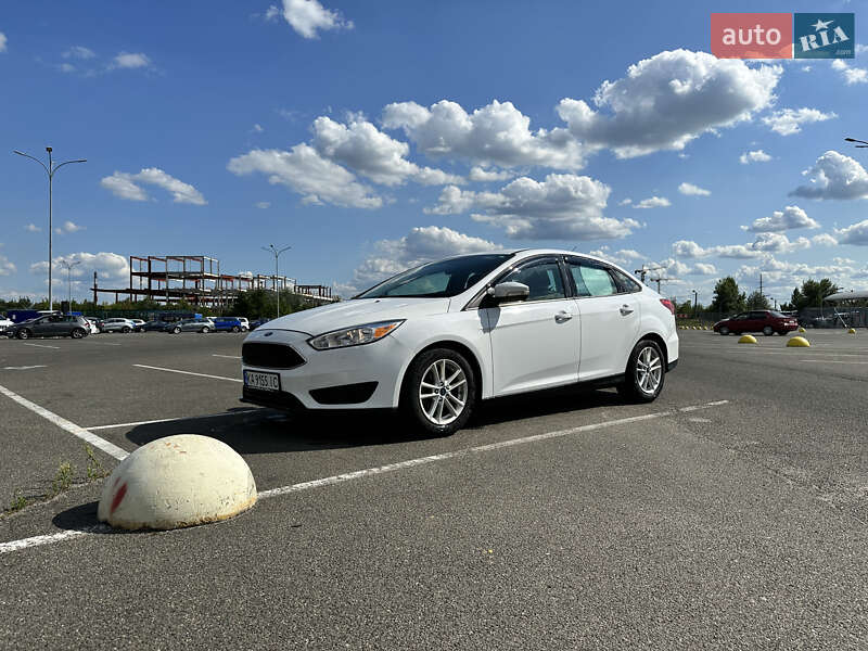 Седан Ford Focus 2016 в Киеве