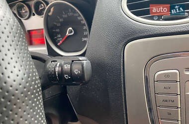 Универсал Ford Focus 2009 в Новояворовске
