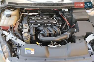 Хэтчбек Ford Focus 2008 в 