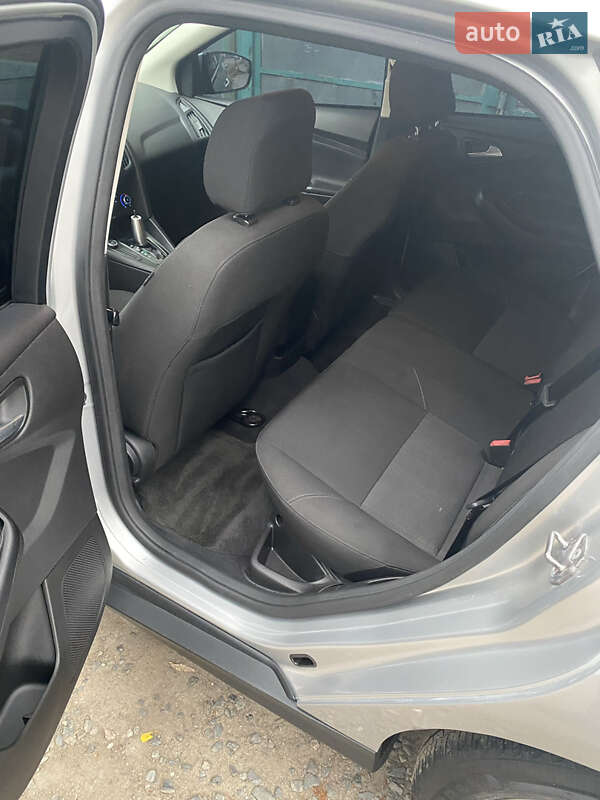 Хэтчбек Ford Focus 2015 в Полтаве фото 7 Хэтчбек Ford Focus 2015 в Полтаве