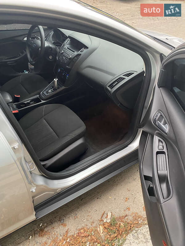 Хэтчбек Ford Focus 2015 в Полтаве фото 8 Хэтчбек Ford Focus 2015 в Полтаве