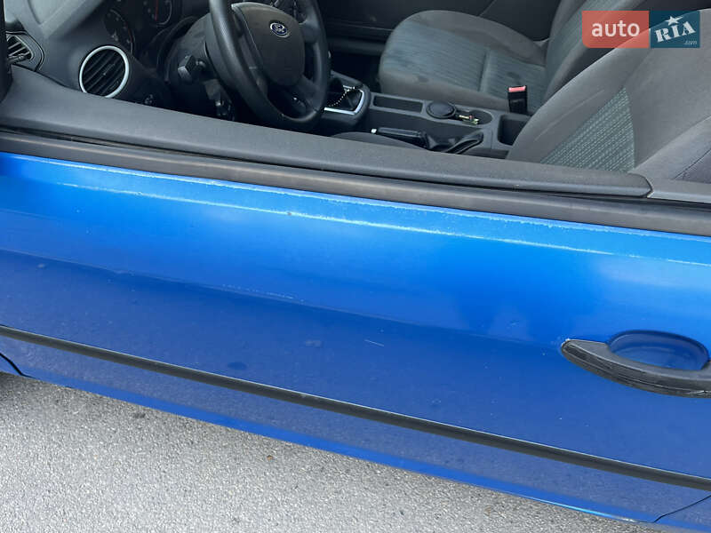 Хетчбек Ford Focus 2006 в Дніпрі фото 5 Хетчбек Ford Focus 2006 в Дніпрі