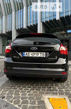 Хетчбек Ford Focus 2013 в Дніпрі