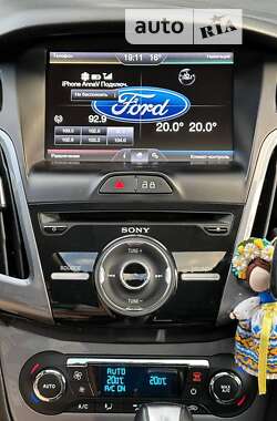 Хетчбек Ford Focus 2013 в Дніпрі