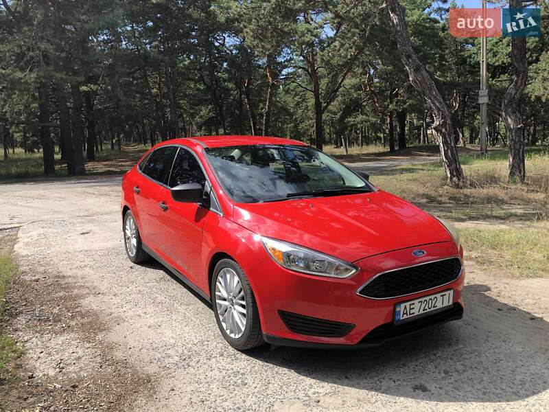 Седан Ford Focus 2015 в Дніпрі