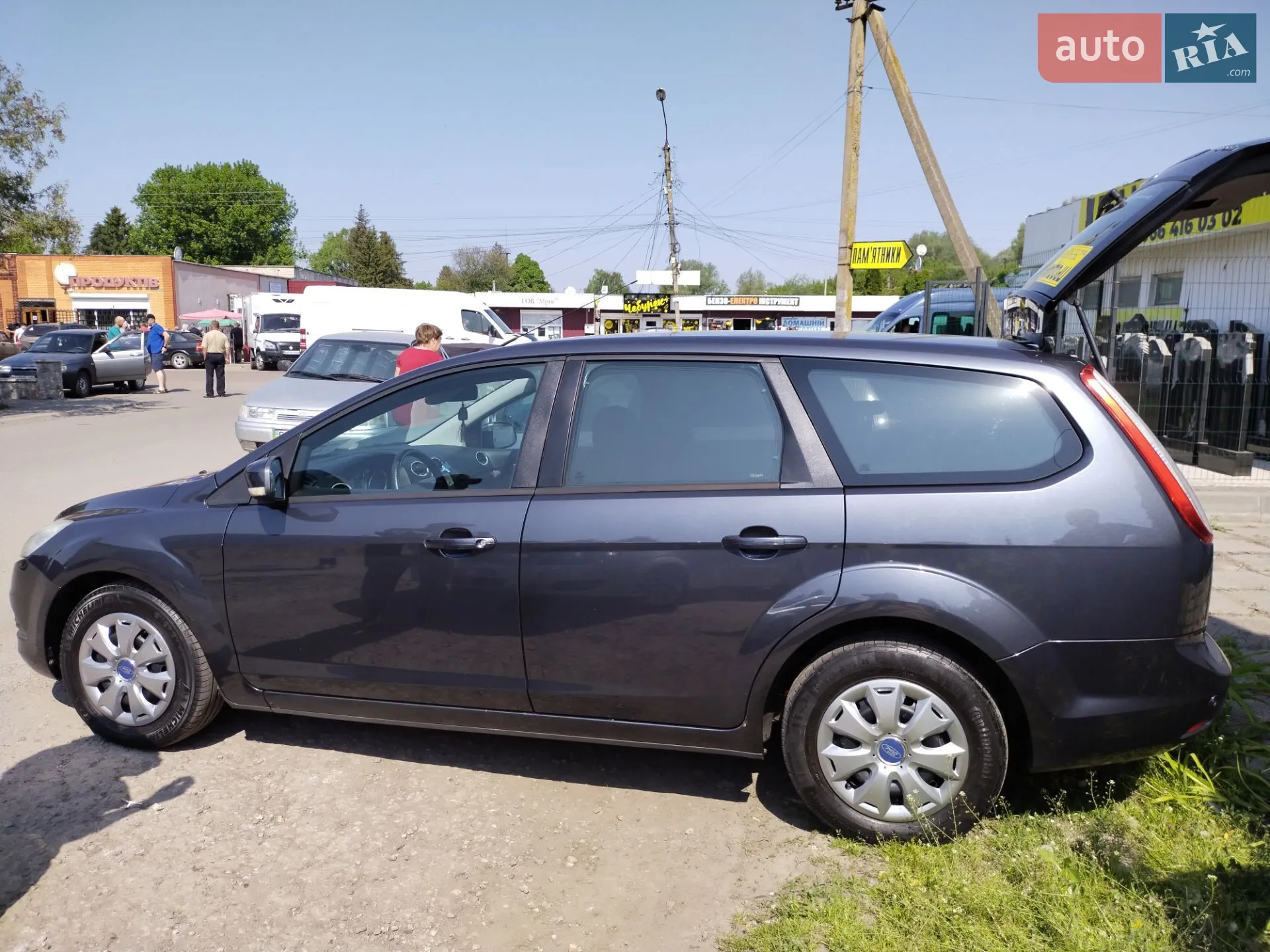 2010 Ford Focus - мініатюра 3