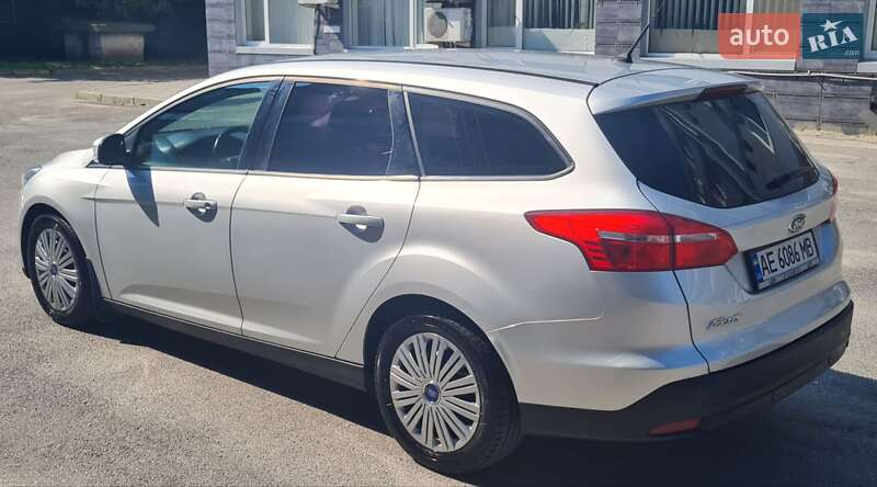 Универсал Ford Focus 2015 в Днепре