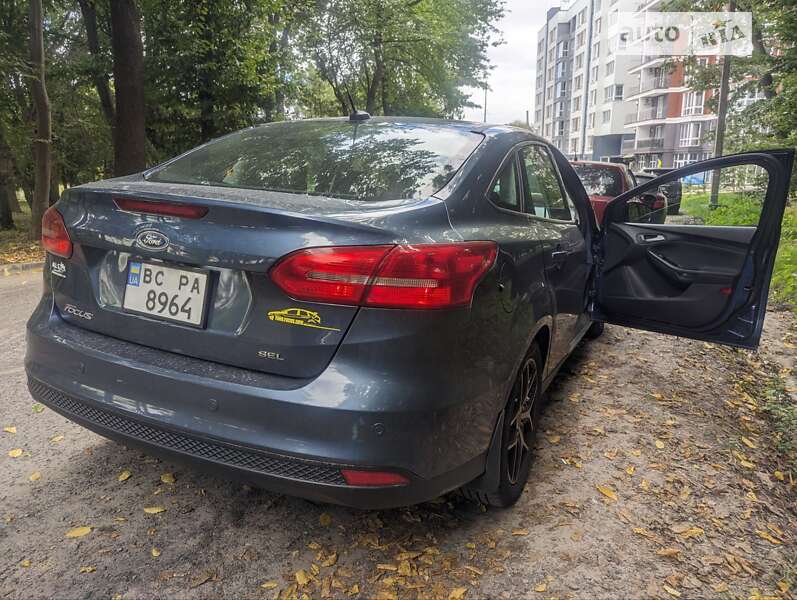 Седан Ford Focus 2018 в Львове