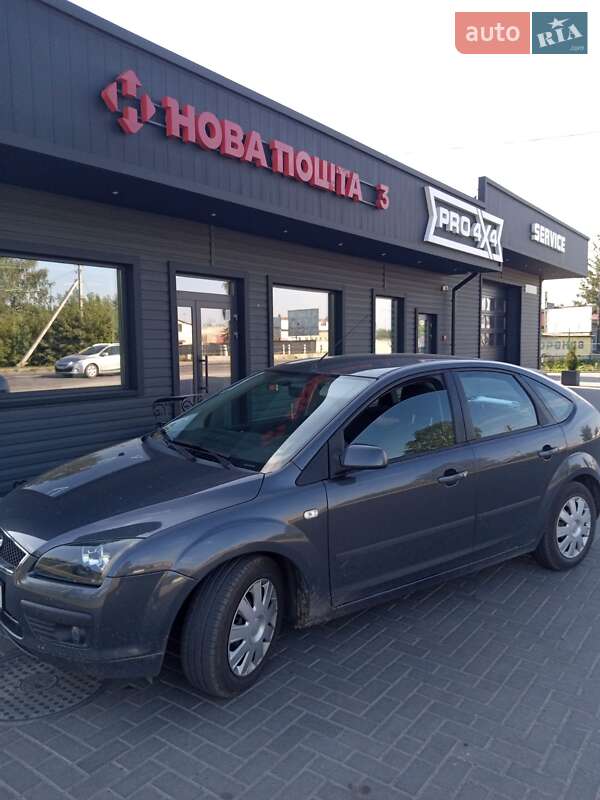 Хэтчбек Ford Focus 2005 в Сарнах фото 2 Хэтчбек Ford Focus 2005 в Сарнах